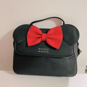 Loungefly Minnie Mousse crossbody bag